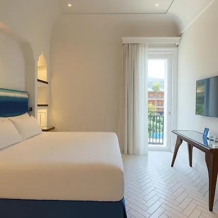 Grand Europa Palace Hotel 4*