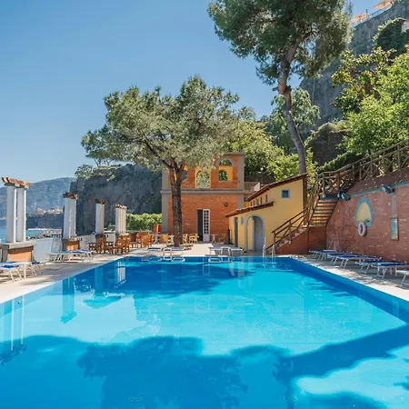 Grand Europa Palace Hotel 4*