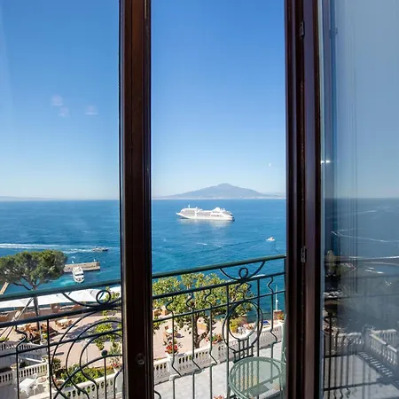 Hotel Grand Europa Palace 4*